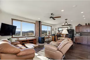 1050 Sunrise Dr, Lyons, CO 80540 - Photo 28