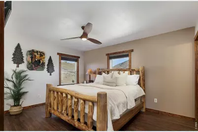 1050 Sunrise Dr, Lyons, CO 80540 - Photo 18
