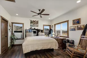 1050 Sunrise Dr, Lyons, CO 80540 - Photo 32