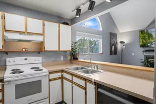 2929 Ross Dr, Fort Collins, CO 80526 - Photo 6