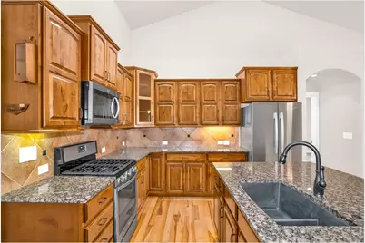 3300 69th Ave, Greeley, CO 80634 - Photo 6