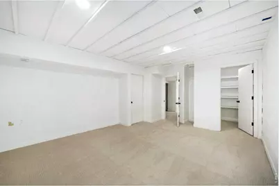 1025 Valley Dr, Windsor, CO 80550 - Photo 34