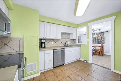 132 E 22nd St, Loveland, CO 80538 - Photo 6