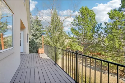 330 Blackstone Cir, Loveland, CO 80537 - Photo 38