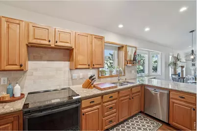 330 Blackstone Cir, Loveland, CO 80537 - Photo 8