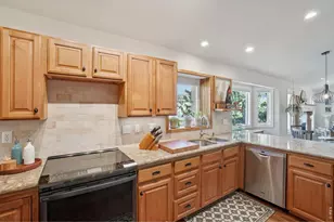 330 Blackstone Cir, Loveland, CO 80537 - Photo 8