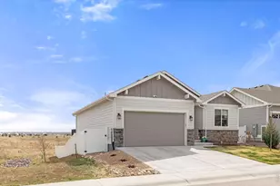 1853 Holloway Dr, Windsor, CO 80550 - Photo 2