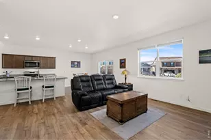 2555 Siskin Wy, Johnstown, CO 80534 - Photo 2