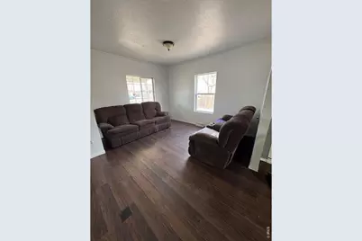 818 4th St, Greeley, CO 80631 - Photo 2