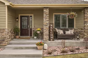 2986 Purgatory Creek Dr, Loveland, CO 80538 - Photo 2