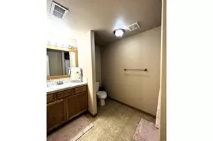 1720 E 11th St, Loveland, CO 80537 - Photo 14