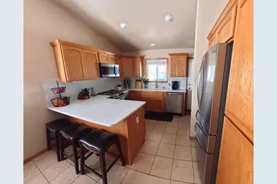 1720 E 11th St, Loveland, CO 80537 - Photo 6