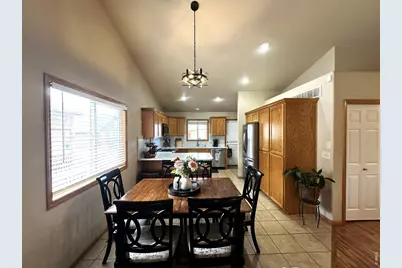 1720 E 11th St, Loveland, CO 80537 - Photo 6