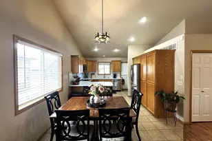 1720 E 11th St, Loveland, CO 80537 - Photo 6