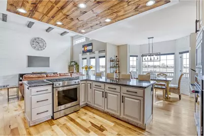 200 Mulligan Lake Dr, Mead, CO 80542 - Photo 14