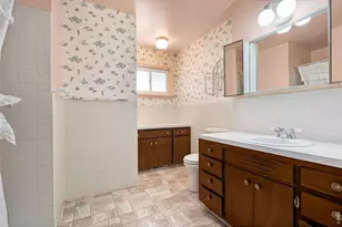 912 Rocky Rd, Fort Collins, CO 80521 - Photo 10