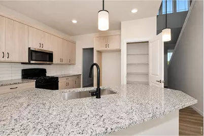 1197 Crown Sparrow St, Johnstown, CO 80534 - Photo 18