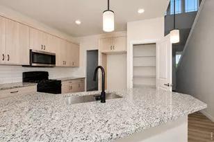 1197 Crown Sparrow St, Johnstown, CO 80534 - Photo 18