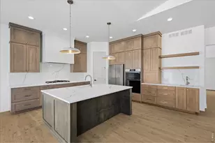 23 Snowcap Dr, Windsor, CO 80550 - Photo 8