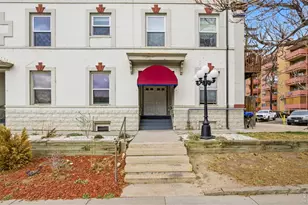 610 N Logan St N, Denver, CO 80203 - Photo 14