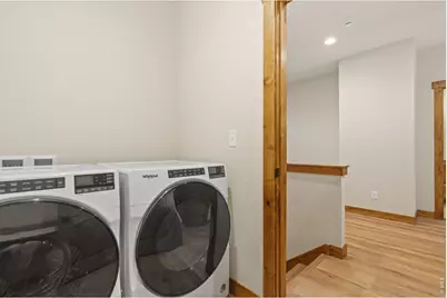 1720 Continental Peaks Cir, Estes Park, CO 80517 - Photo 24