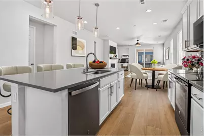 26984 E Archer Ave, Aurora, CO 80018 - Photo 2