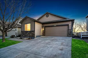 2303 Sunbury Ln, Fort Collins, CO 80524 - Photo 2