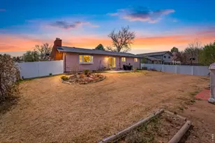 2201 Mountair Ln, Greeley, CO 80634 - Photo 2