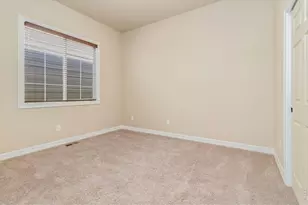 1020 Nightingale Dr, Fort Collins, CO 80525 - Photo 18