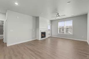 265 High Point Dr, Longmont, CO 80504 - Photo 10