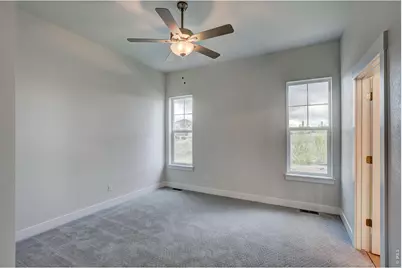 4204 Trapper Lake Dr, Loveland, CO 80538 - Photo 14