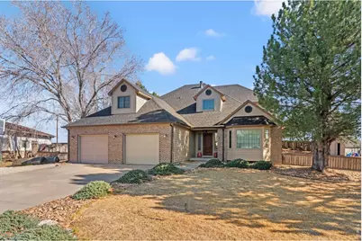 5 Cambridge Ct, Brush, CO 80723 - Photo 2