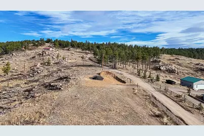 865 Redstone Dr, Bellvue, CO 80512 - Photo 8