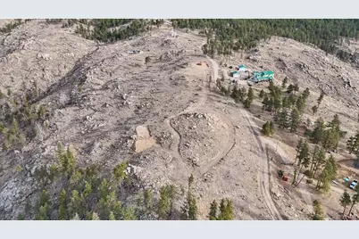 865 Redstone Dr, Bellvue, CO 80512 - Photo 2