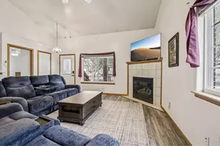 302 Victoria St, Berthoud, CO 80513 - Photo 6