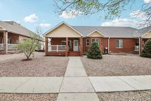 302 Victoria St, Berthoud, CO 80513 - Photo 2