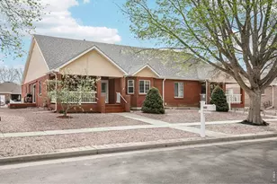 302 Victoria St, Berthoud, CO 80513 - Photo 1