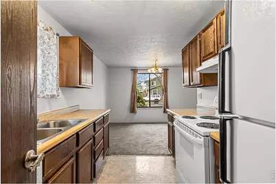 1912 Cheshire St, Fort Collins, CO 80526 - Photo 10