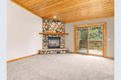 1431 S Saint Vrain Ave #B, Estes Park, CO 80517 - Photo 2