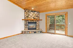 1431 S St Vrain Ave, Estes Park, CO 80517 - Photo 2