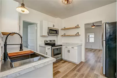 10 S Fremont Ave, Johnstown, CO 80534 - Photo 2