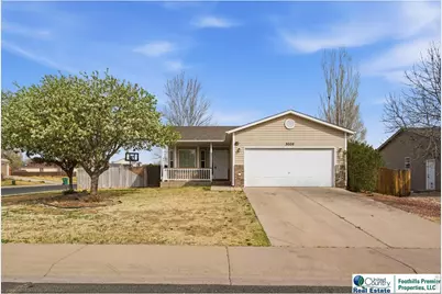 3005 Swan Point Ct, Evans, CO 80620 - Photo 2