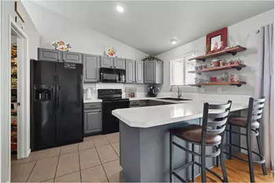 2282 Birdie Dr, Milliken, CO 80543 - Photo 8