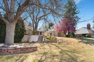 2401 Brookwood Dr, Fort Collins, CO 80525 - Photo 36