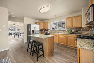 615 E 10th St, Loveland, CO 80537 - Photo 10