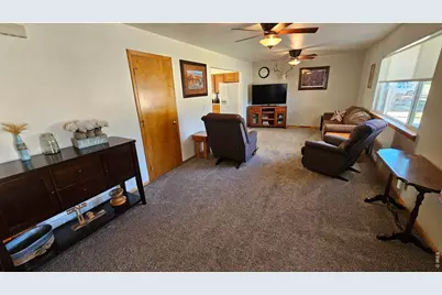 511 Rose St, Hillrose, CO 80733 - Photo 6