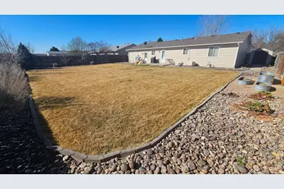 511 Rose St, Hillrose, CO 80733 - Photo 14