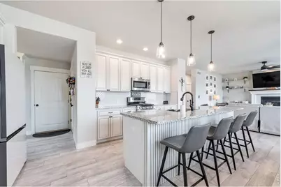 639 Morrison Dr, Frederick, CO 80530 - Photo 4