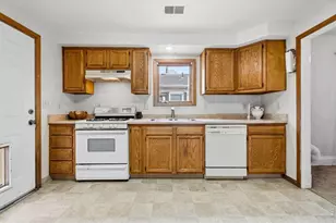 930 Kimbark St, Longmont, CO 80501 - Photo 10