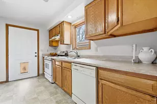 930 Kimbark St, Longmont, CO 80501 - Photo 8